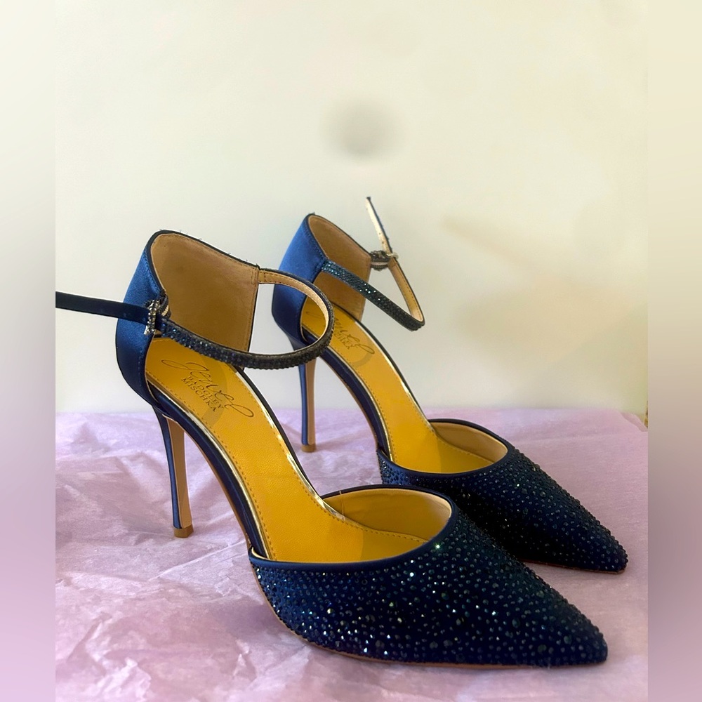 Badcley Mischka heels